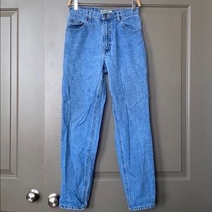 90’s high waisted jeans